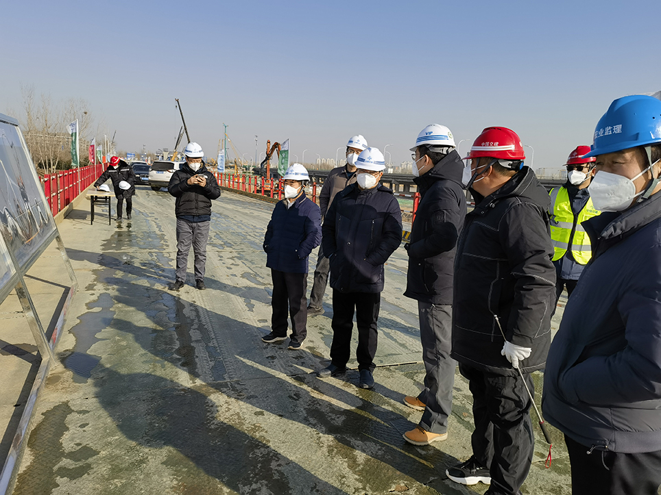 市城市更新促進中心調度北三環(huán)、復興大街市政化改造項目現(xiàn)場