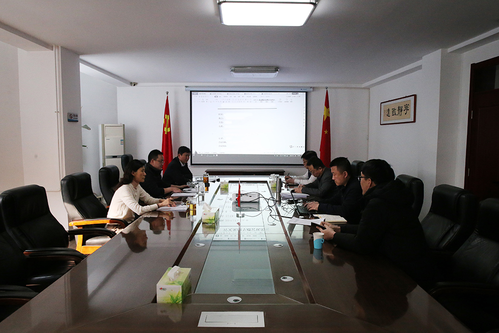市公交集團統(tǒng)一思想 革新破難強力推進改革任務(wù)落細落實