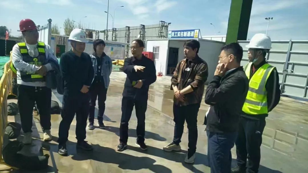 市交通地產集團開展環(huán)保大氣污染防治專項檢查