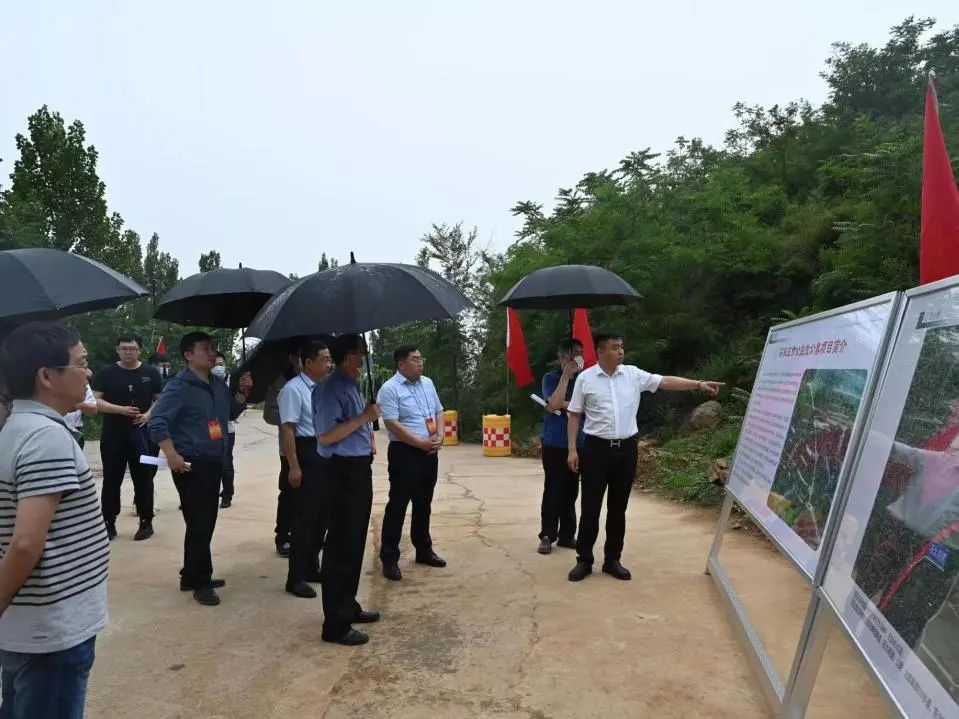 市人大社會建設(shè)委員會到市公益性公墓項目調(diào)研指導工作