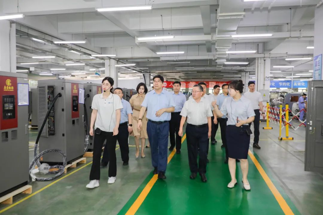 交投集團(tuán)黨委書記、董事長劉清國帶隊(duì)赴石家莊科林電氣股份有限公司考察交流